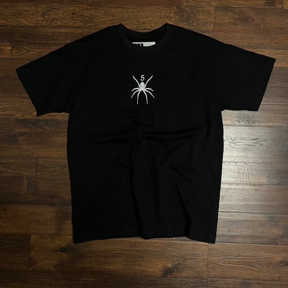 spider tee